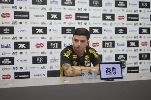 Barreal agradece Neymar e explica planejamento do Santos para enfrentar o Vitória