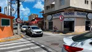 Prefeitura muda sentido de via no Centro de Mongaguá