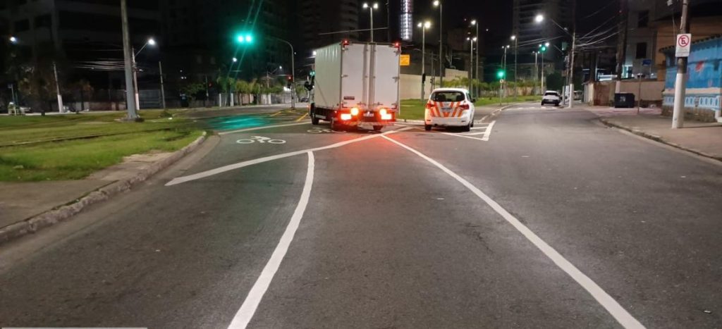 Santos revitaliza sinalização da Av. Francisco Glicério