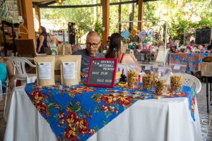 Feira de Economia Solidária de Bertioga comemora quatro anos