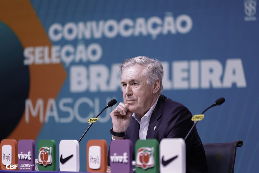 Ancelotti convoca Vitor Roque e banca Fabrício Bruno na seleção; veja a lista