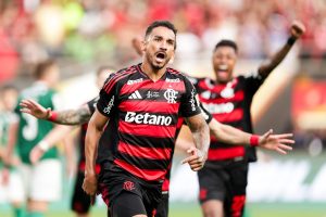 Flamengo se vinga do Palmeiras e é o primeiro brasileiro tetra da Libertadores