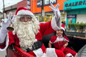 Parada de Natal abre programação em Cubatão