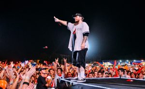 Turnê em homenagem a Chorão chega a Guarujá na próxima sexta-feira