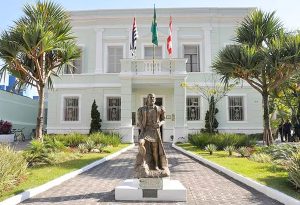São Vicente decreta corte de gastos para estancar dívida de R$ 1 bilhão