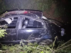 Motorista morre após capotamento na Anchieta
