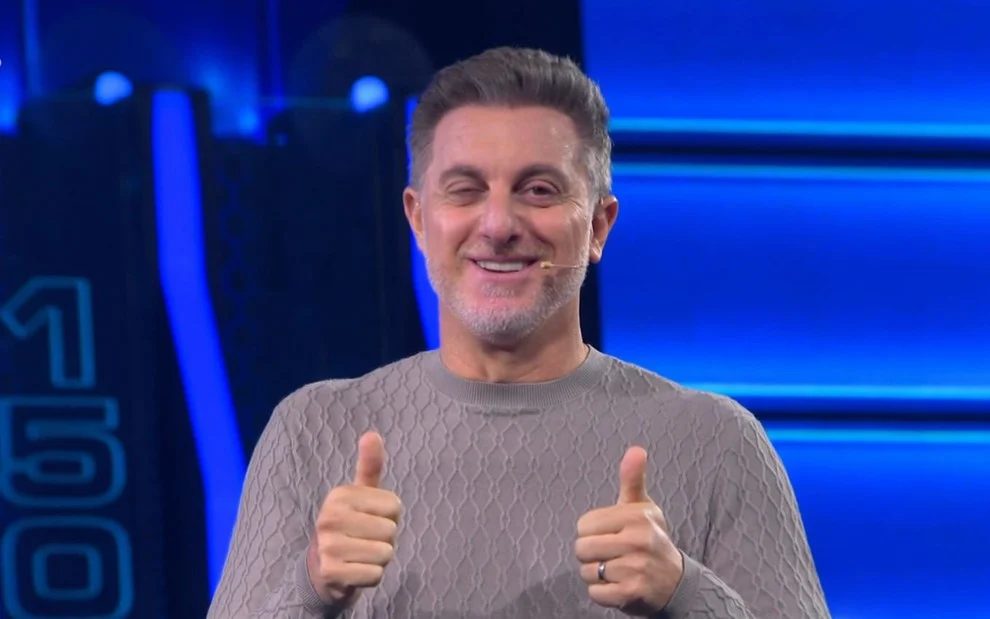 Globo planeja novo programa de Luciano Huck no canal GNT