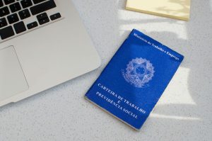 PAT de Guarujá disponibiliza 43 vagas de emprego nesta sexta-feira