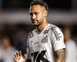 Ancelotti não descarta Neymar na Copa de 2026, mas dá aviso: ‘Tem que estar 100%’