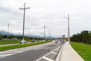 Bertioga amplia iluminação em LED na Marginal Sul