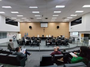 Reforma administrativa da Câmara cria cargos e aumenta despesas