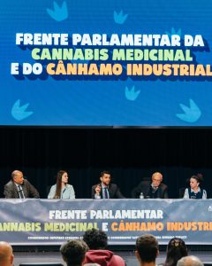 Após pressão, Estado amplia uso de cannabis medicinal na rede pública