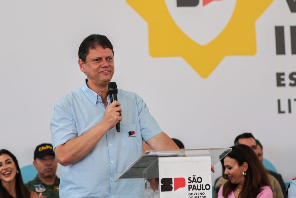 Tarcísio lança Operação Verão e anuncia investimentos na Baixada Santista
