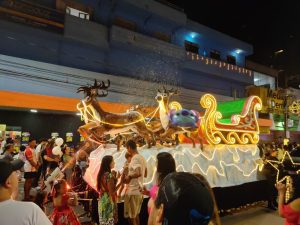 Mongaguá realiza Parada de Natal com desfile de carros alegóricos nesta sexta-feira (19)