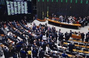 Interdição Judicial Indireta: É Isso que Este Projeto de Lei Quer Fazer?