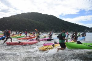 5º Festival Aquático de PG reúne mais de 400 atletas e arrecada meia tonelada de alimentos
