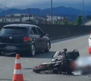 Irmãos gêmeos morrem em acidente em rodovia do Litoral