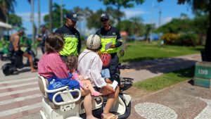 Com mais de 700 abordagens, Operação Ciclovia Segura continua em Santos