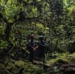Bombeiros encontram ciclistas que estavam perdidos em Peruíbe