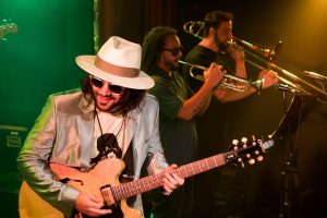 Festival Porto Cidade–Rio Santos Bossa Fest continua neste sábado