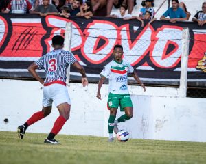 Briosa estreia com vitória fora de casa e assume a liderança do Paulistão A3