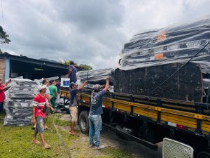 Mongaguá distribui doações a famílias vítimas de alagamentos em dois bairros