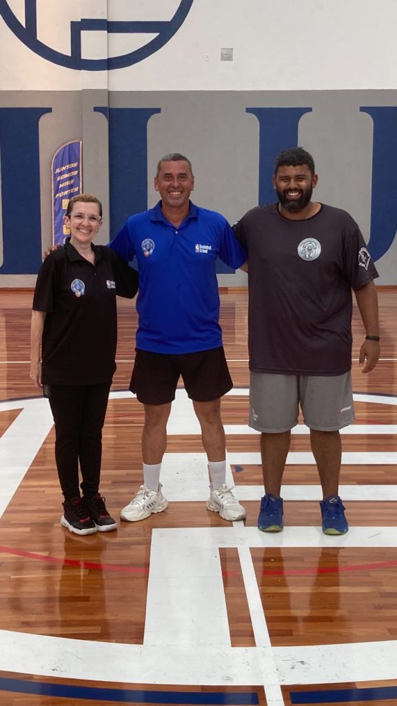Projeto social da Unilus oferece formação em basquete em ginásio de alto padrão