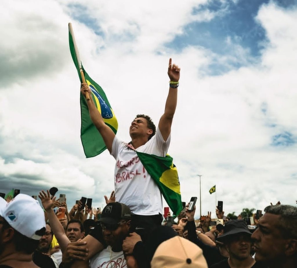 Bolsonarista compara Nikolas Ferreira a Martin Luther King