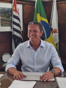 Maioria dos santistas aprova gestão do prefeito Rogério Santos, indica pesquisa