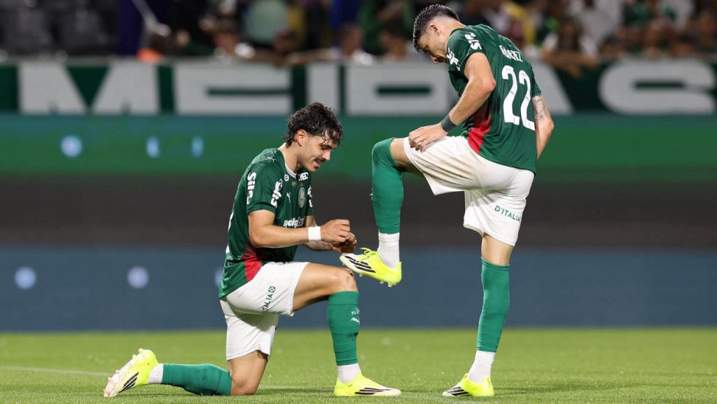 Palmeiras passa o trator por cima do Vitória e vence a primeira no Brasileirão