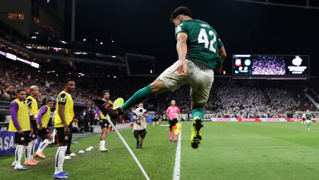 Flaco López marca, Memphis perde pênalti e Palmeiras ganha do Corinthians pelo Paulistão