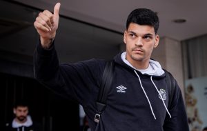 STJD reduz punição de Gabriel Brazão e goleiro recebe apenas advertência