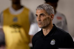 Vojvoda se anima com Neymar e aponta o Santos em condições de brigar pelo título