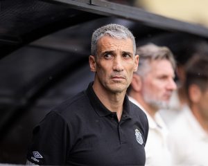Vojvoda trata eliminação do Santos como ‘aprendizado’ e diz ter total confiança em Neymar