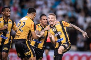 Novorizontino encontra gol nos acréscimos e elimina o Santos no Paulistão