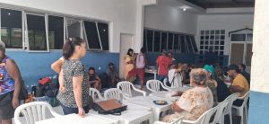 Guarujá realiza oficinas para pessoas em situação de rua