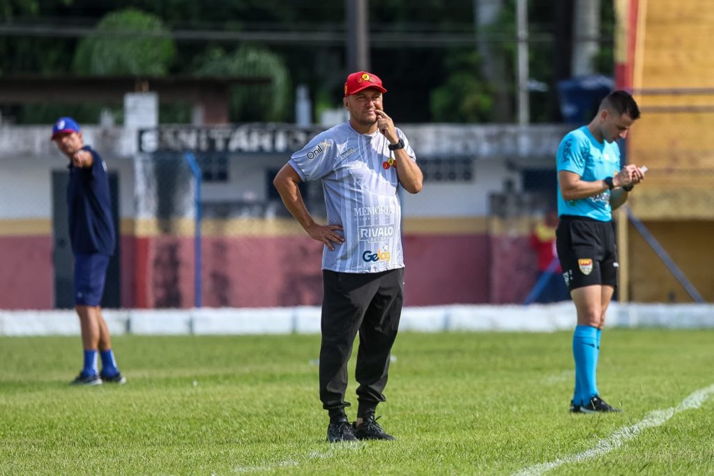 Piemonte destaca ajustes e projeta Jabaquara competitivo diante do Jacareí