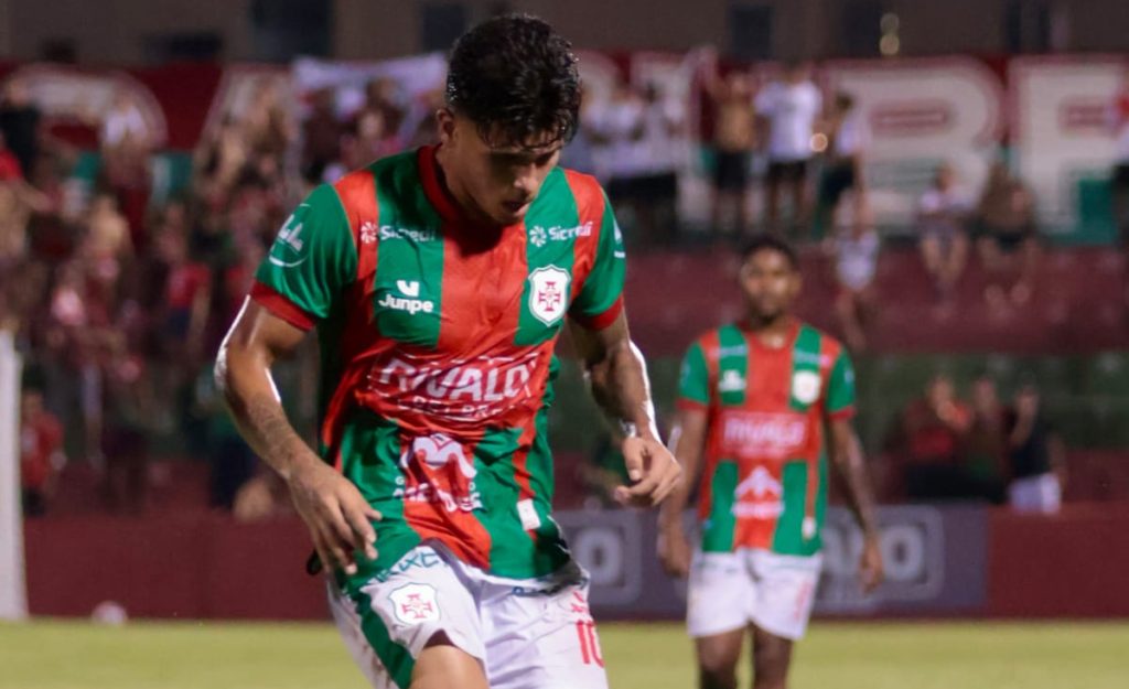 Yohan destaca concentração da Portuguesa Santista após vitória na Série A3 do Paulista
