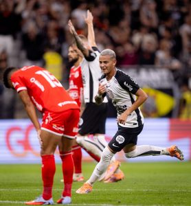 Corinthians tem brilho de ‘Filhos do Terrão’ em vitória sobre o Capivariano pelo Paulistão