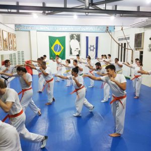 Evento gratuito apresenta Krav Maga à população do Guarujá