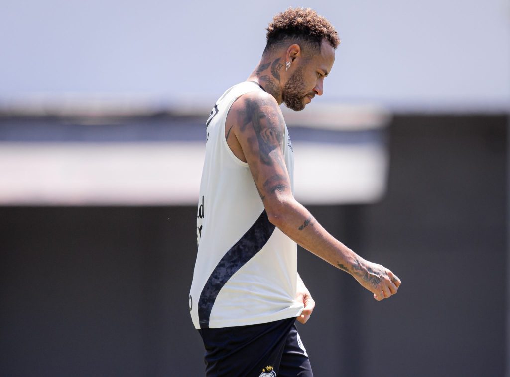 Neymar desabafa em redes sociais após ser cortado: “Difícil agradar todo mundo”