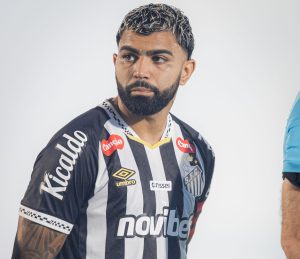 Depois de empate contra o Mirassol, Gabigol faz pedido a Ancelotti: “Vá ver o Neymar”