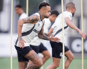 Cuca confirma ausência de Neymar para o jogo contra o Cruzeiro