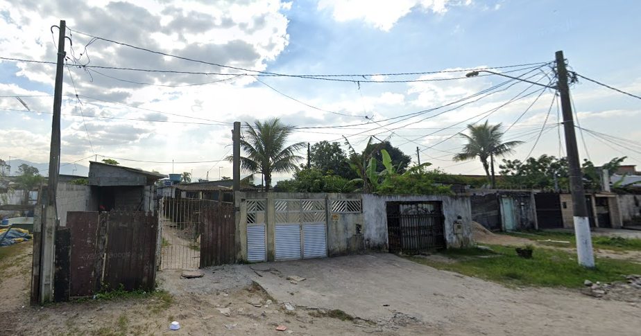 Crianças são encontradas mortas dentro de carro em PG