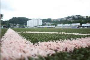 Campo do CT Rei Pelé recebe selo de qualidade da FIFA e alcança marco histórico