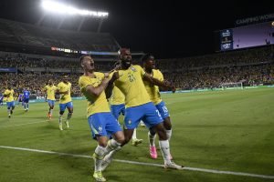 Endrick e Danilo brilham e Brasil vence a Croácia