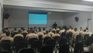Guarujá capacita guardas portuários para atuação no trânsito