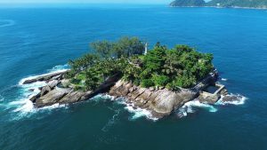 Dois corpos são encontrados em praias da região