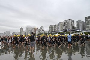 Santos recebe 34ª edição do Triathlon Internacional com atletas de oito países