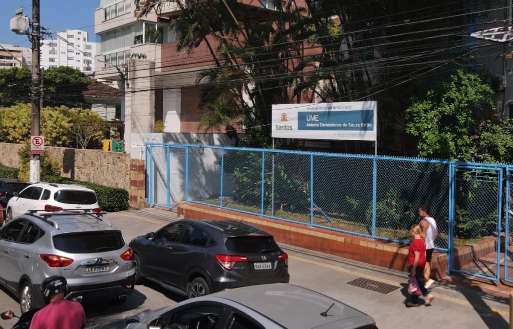 Escola de Santos ganha sede para jornada integral